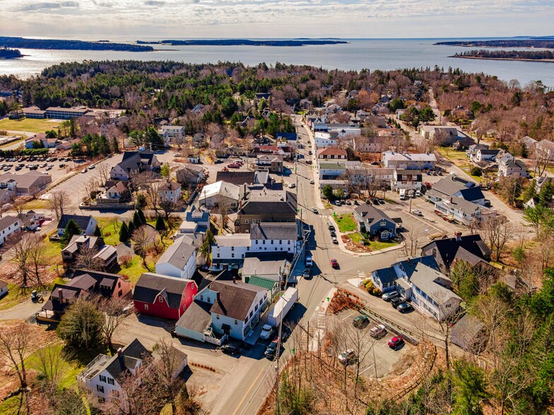 112 Main St, Northeast Harbor, ME for sale - Building Photo - Image 2 of 15