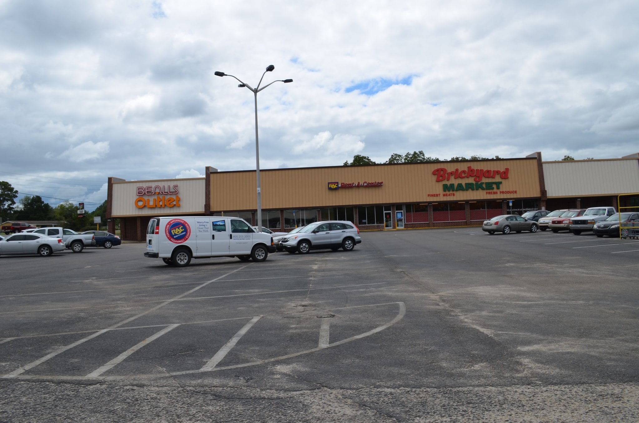 1377 Brickyard Rd, Chipley, FL for lease Building Photo- Image 1 of 3