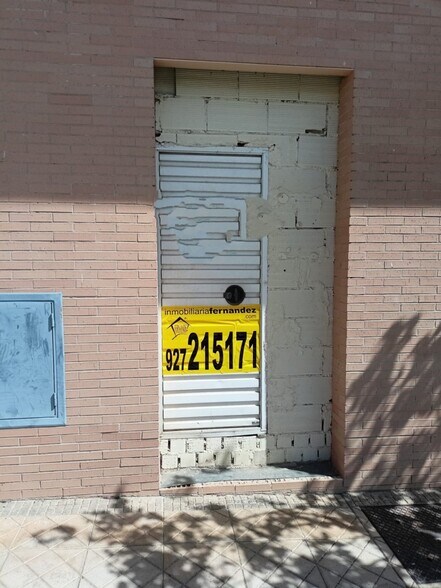 Retail in Cáceres for sale - Building Photo - Image 1 of 1
