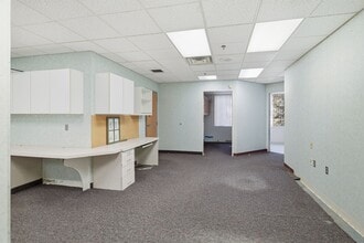 294 N Main St, East Longmeadow, MA for lease Interior Photo- Image 1 of 5