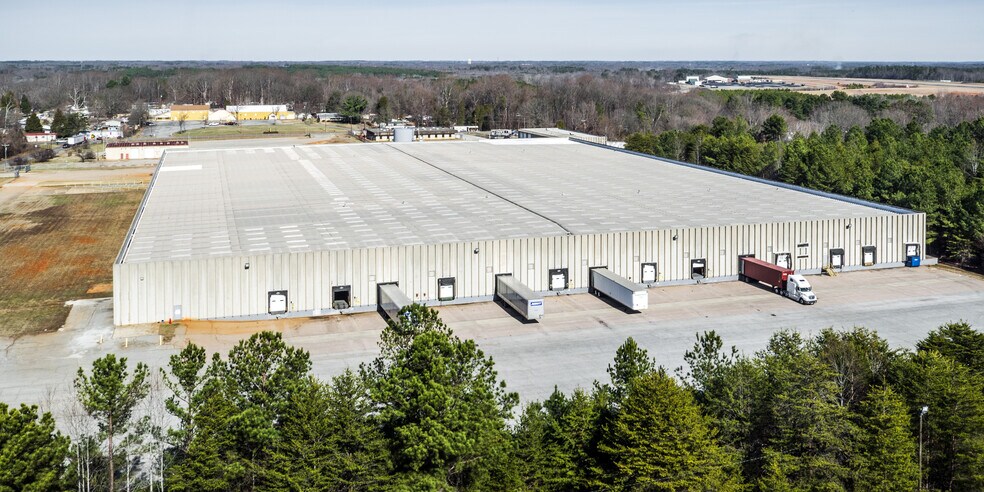 913 Airport Rd, Salisbury, NC for sale - Building Photo - Image 1 of 1