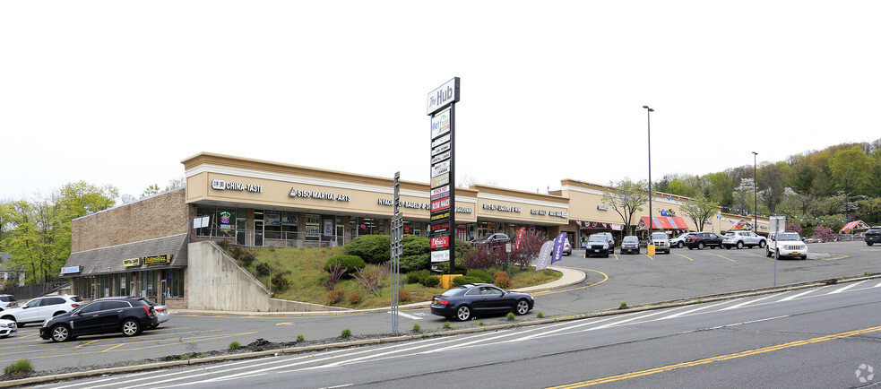 302-388 Route 59, Central Nyack, NY for lease - Building Photo - Image 3 of 4