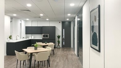 Poynernook Rd, Aberdeen for lease Interior Photo- Image 1 of 6