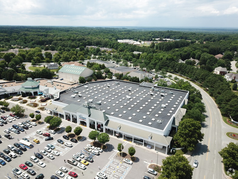 11400-11500 W Huguenot Rd, Midlothian, VA for lease - Building Photo - Image 3 of 8