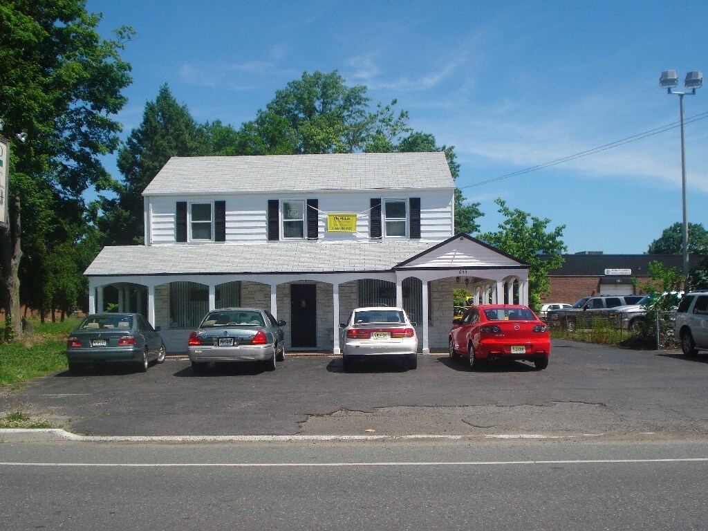 655 Park Ave, Freehold, NJ 07728