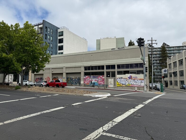 2800 Broadway, Oakland, CA for sale - Building Photo - Image 2 of 15
