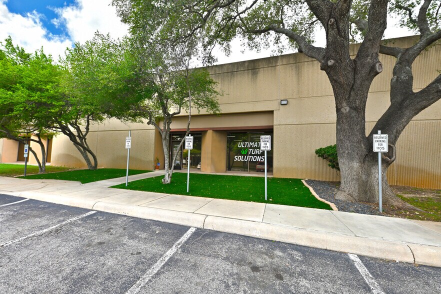121 Interpark Blvd, San Antonio, TX for lease - Building Photo - Image 2 of 23