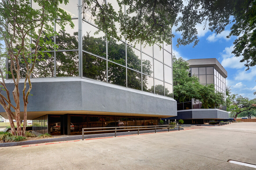 11130 Jollyville Rd, Austin, TX for lease - Building Photo - Image 1 of 1