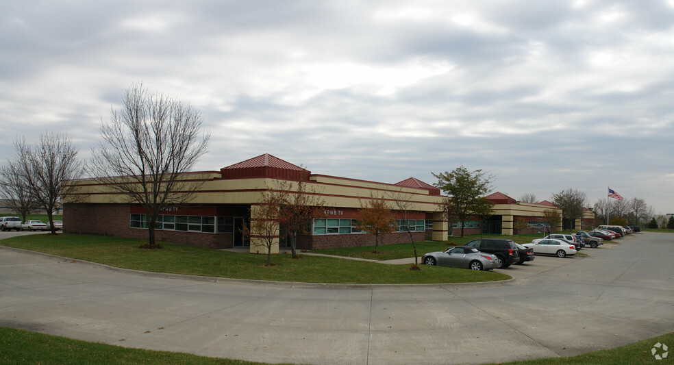 2701 SE Convenience Blvd, Ankeny, IA for lease - Primary Photo - Image 2 of 6