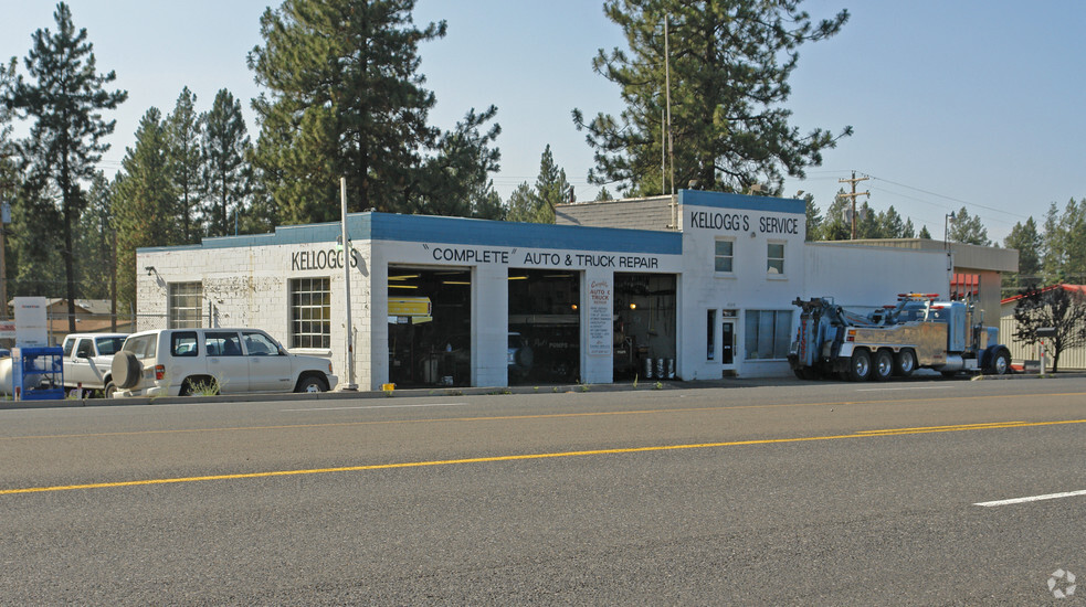 15315 N Newport Hwy, Mead, WA for lease - Primary Photo - Image 1 of 2