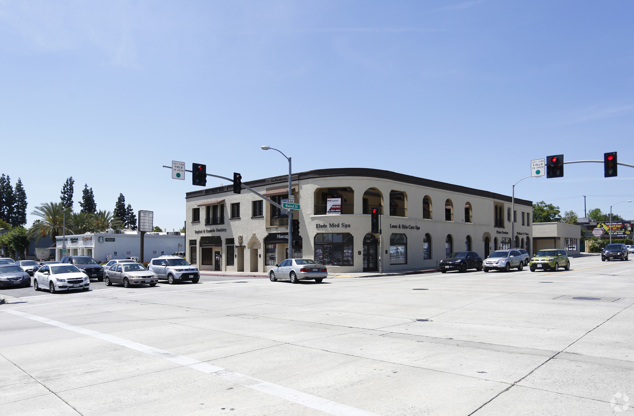 179-191 N Hill Ave, Pasadena, CA for lease Building Photo- Image 1 of 6