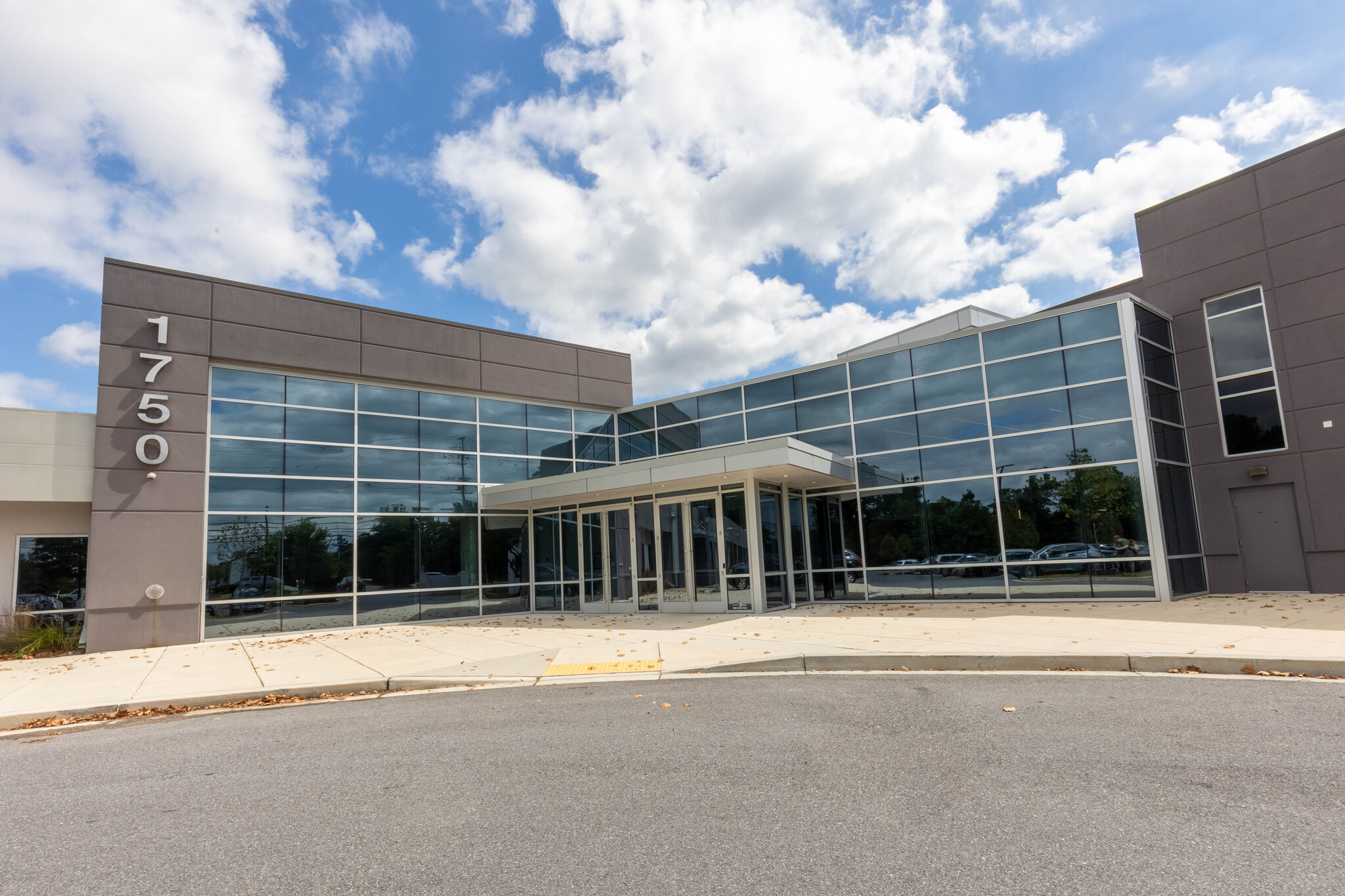 1750 Forest Dr, Annapolis, MD for lease Building Photo- Image 1 of 14