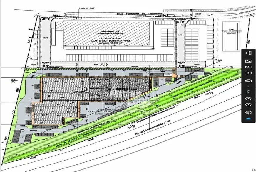 Flex in Marolles-en-Hurepoix for sale - Building Photo - Image 3 of 5