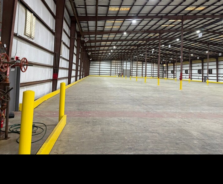 950 S Business Park, Port Arthur, TX for lease - Interior Photo - Image 2 of 10