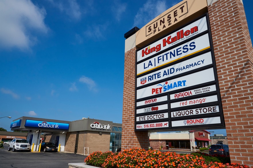 1130-1238 Deer Park Ave, Babylon, NY for lease - Building Photo - Image 2 of 7