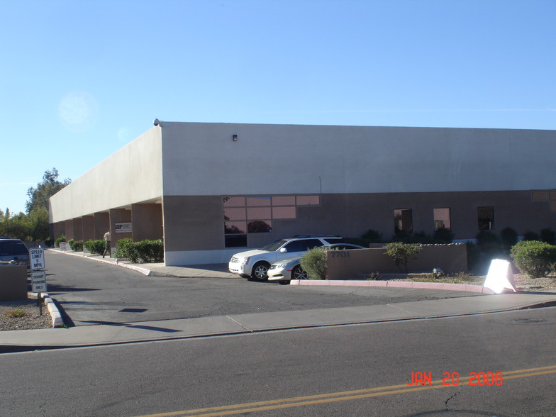 7701 E Gray Rd, Scottsdale, AZ for lease - Building Photo - Image 3 of 4