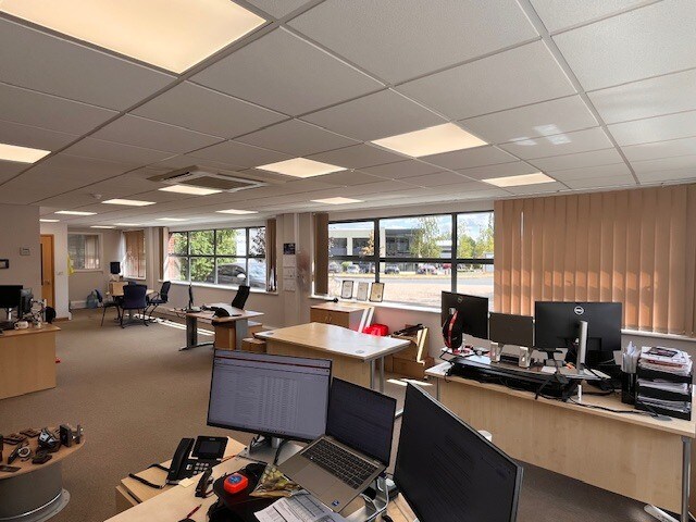 Newborough Rd, Burton On Trent for lease Interior Photo- Image 1 of 7
