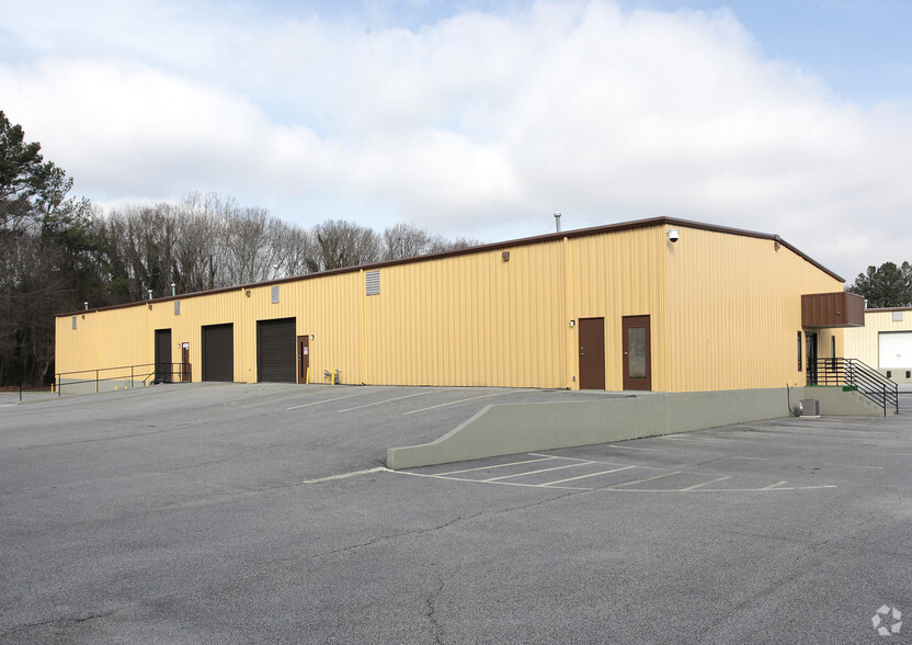 2976 Ask Kay Dr SE, Smyrna, GA for lease - Building Photo - Image 3 of 3