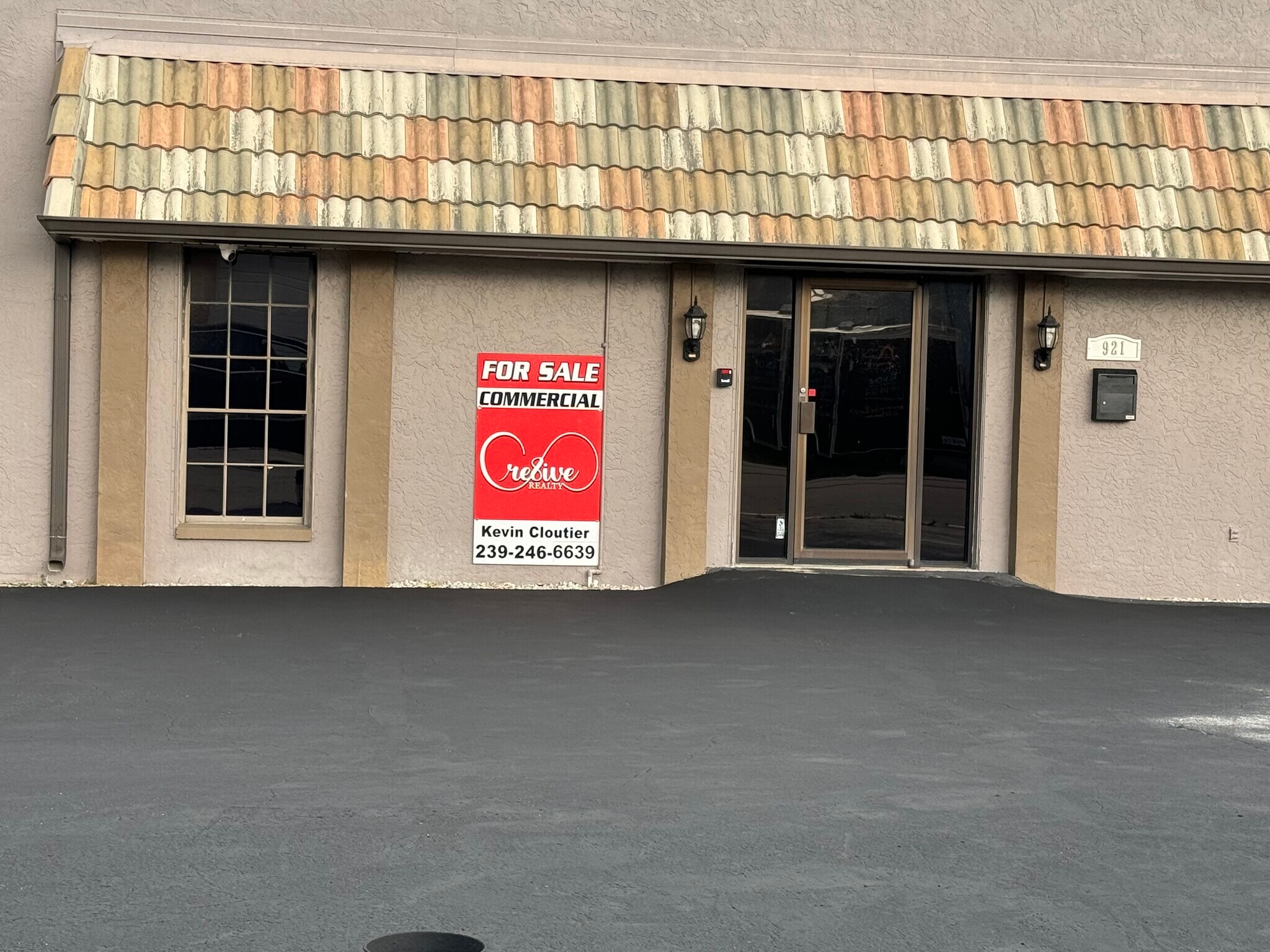 921 SE 15th Ave, Cape Coral, FL for sale Building Photo- Image 1 of 18