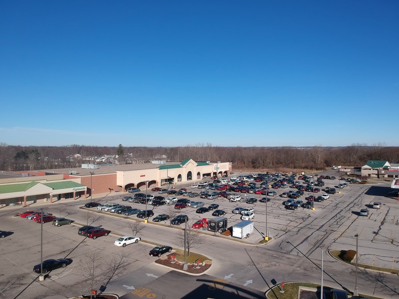 1570-1596 Covington Ave, Piqua, OH for sale - Building Photo - Image 1 of 1