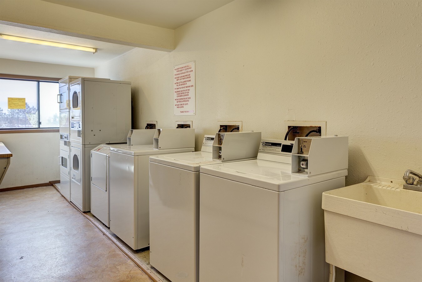 29103002 17th Ave W, Williston, ND 58801 Pheasant Run Apartments