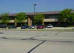 17100 W Bluemound Rd, Brookfield, WI for sale Primary Photo- Image 1 of 1