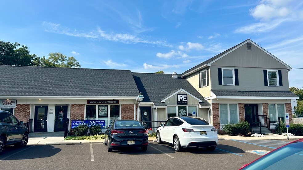 358 W Bridge St, New Hope, PA for lease - Building Photo - Image 1 of 11