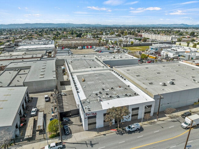 More details for 9237 San Fernando Rd, Sun Valley, CA - Industrial for Auction