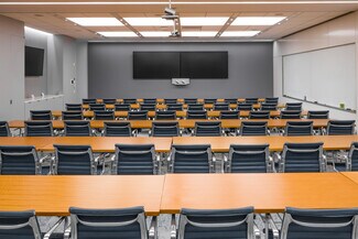 More details for 100 International Dr, Baltimore, MD - Office for Lease