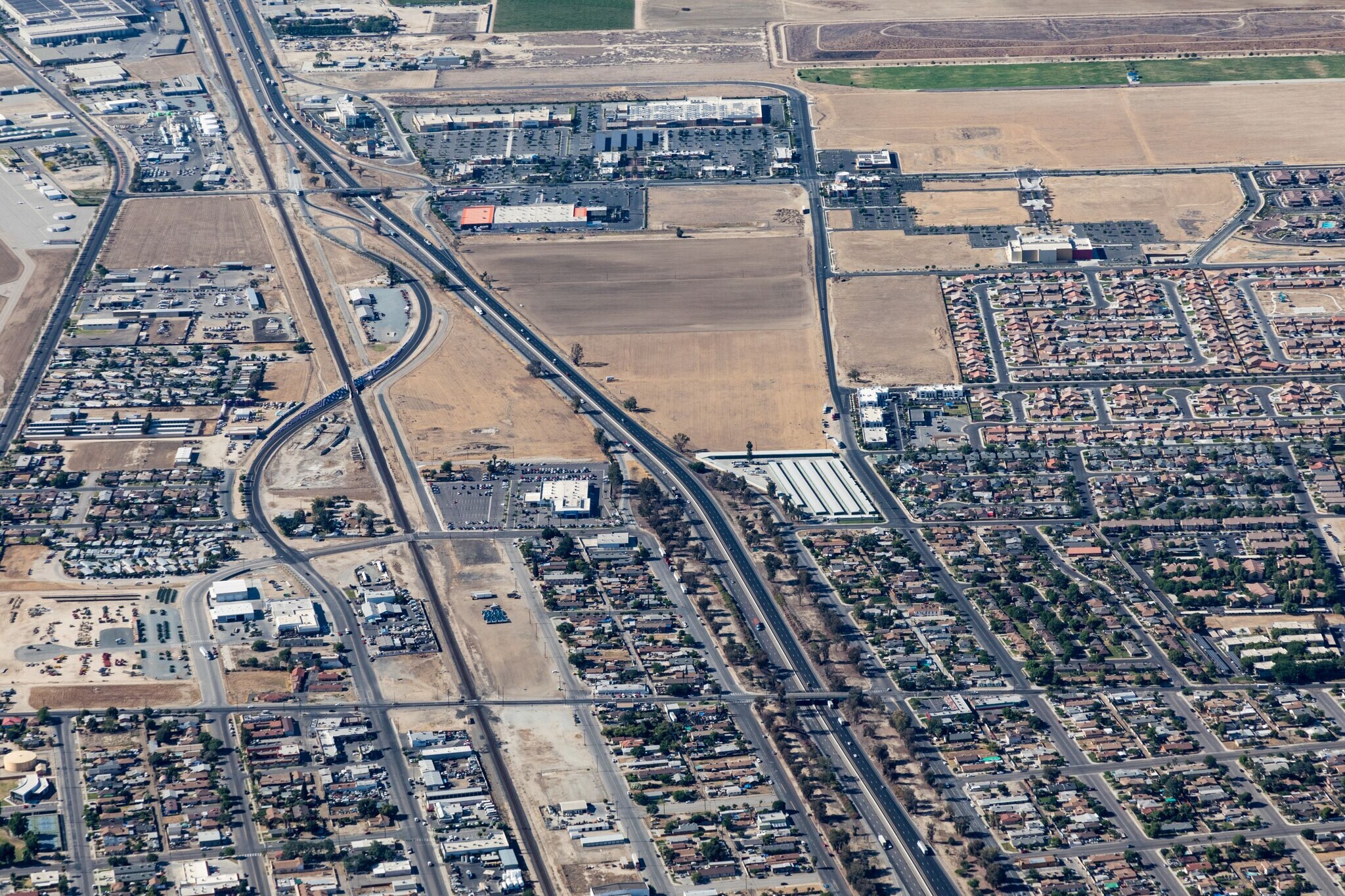 Highway 99 And Dover St, Delano, CA for sale Building Photo- Image 1 of 5