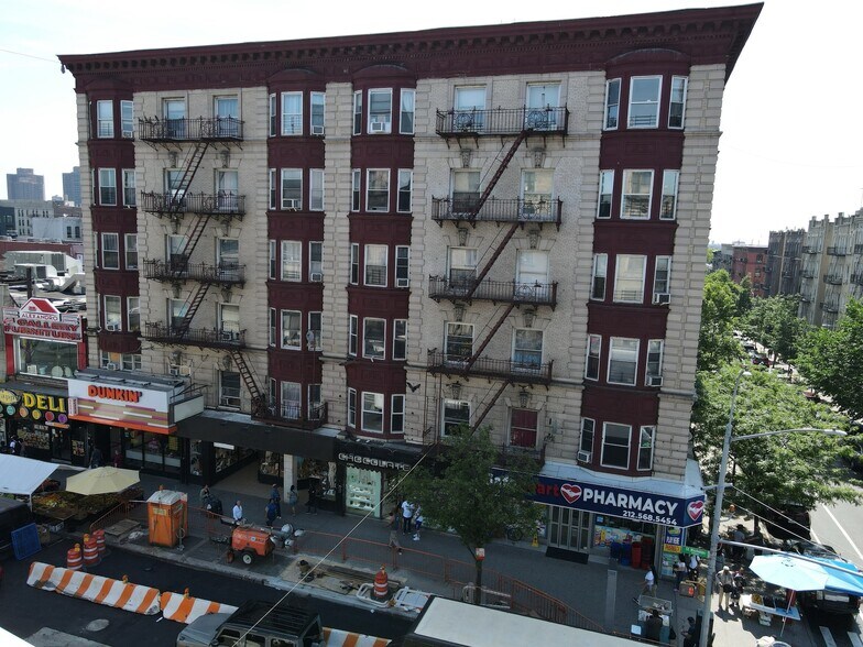 561 W 180th St, New York, NY for lease - Building Photo - Image 2 of 7