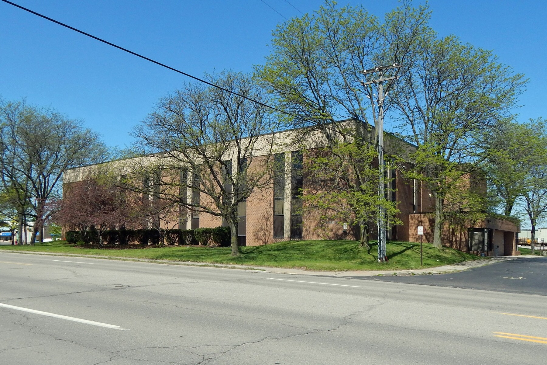 4000 Allen Rd, Allen Park, MI 48101 Office for Lease