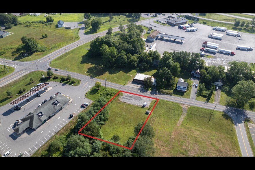 Traver, Wilton, NY for sale - Aerial - Image 1 of 1