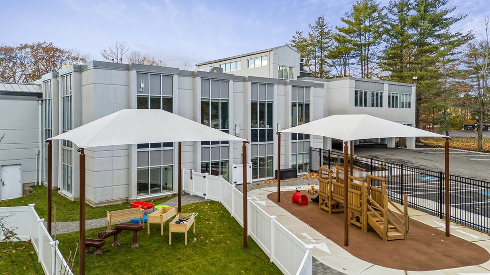 120 Wells Ave, Newton, MA for sale - Building Photo - Image 3 of 6