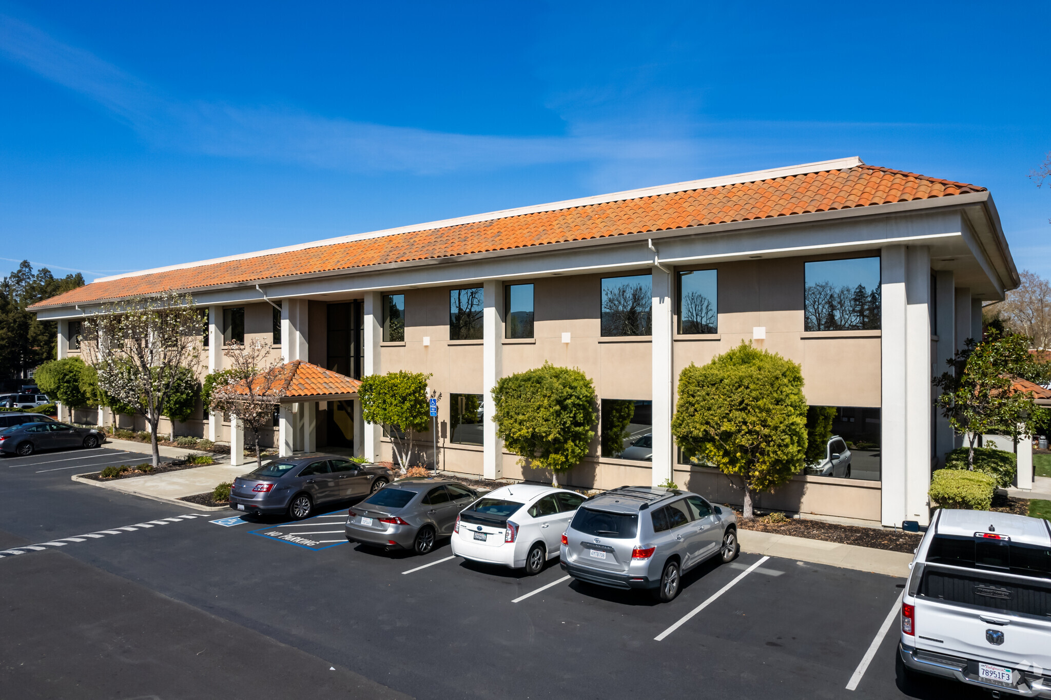 1811 Santa Rita Rd, Pleasanton, CA for lease Building Photo- Image 1 of 5