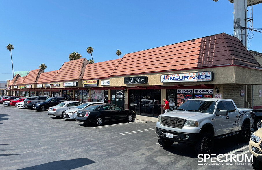 7201-7227 Balboa Blvd, Van Nuys, CA for sale - Building Photo - Image 1 of 1