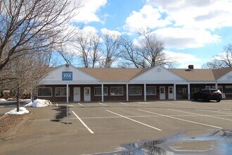 536 Washington Ave, North Haven, CT for lease Building Photo- Image 1 of 3
