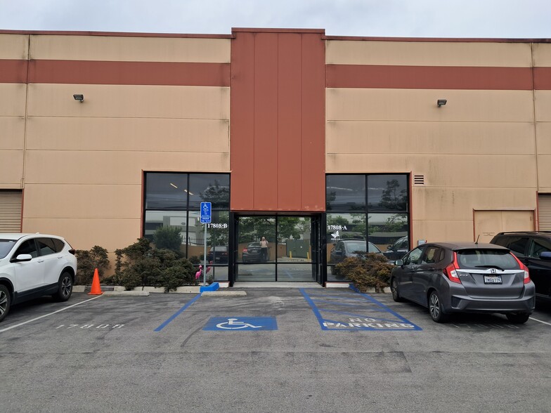 17802-17810 S Main St, Gardena, CA for lease - Building Photo - Image 3 of 12