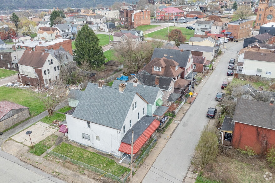 30 Erwin St, Duquesne, PA for sale - Building Photo - Image 3 of 5