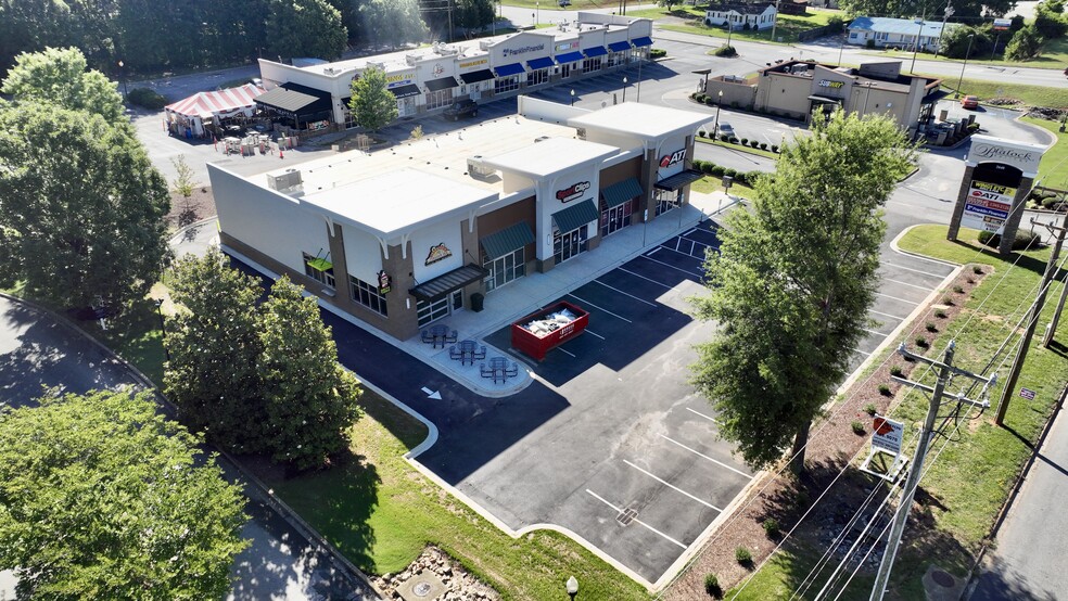 2650 Boiling Springs Rd, Boiling Springs, SC for lease - Building Photo - Image 1 of 10