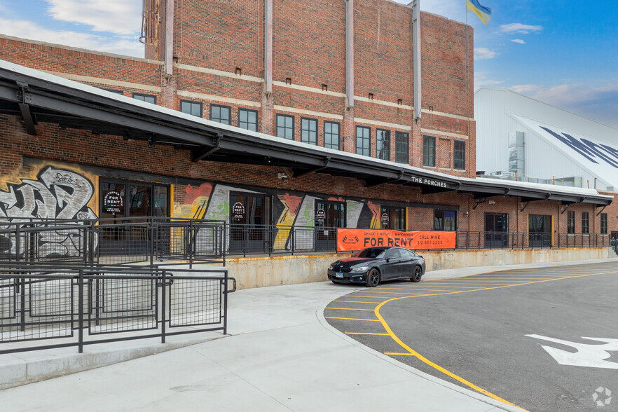 1357 N Elston Ave, Chicago, IL for lease - Building Photo - Image 3 of 4