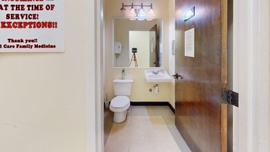 2022 Fairburn Rd, Douglasville, GA for lease Lobby- Image 2 of 26