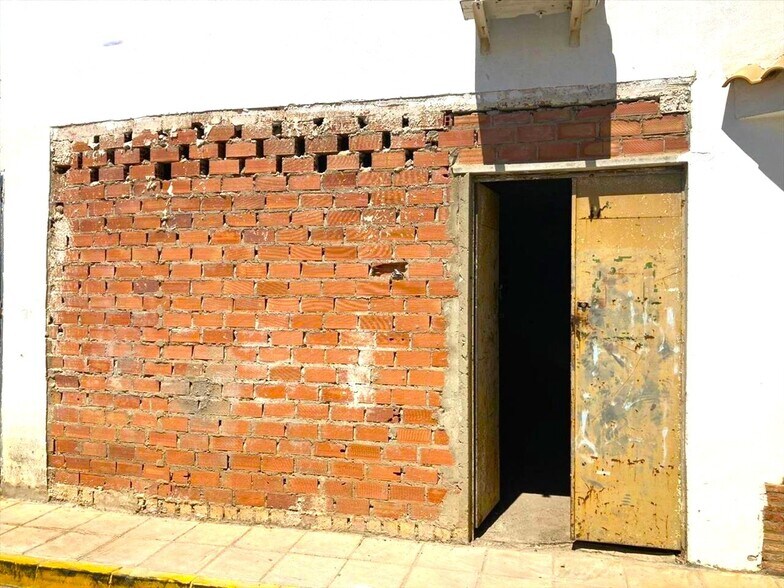 Retail in Sanlúcar la Mayor for sale - Building Photo - Image 3 of 17