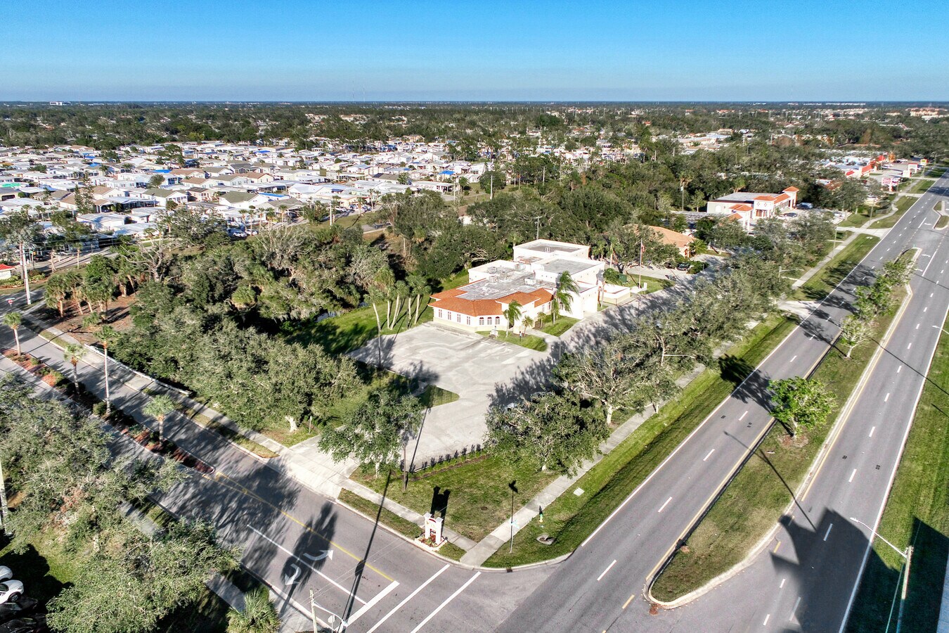 959 E Venice Ave, Venice, FL 34285