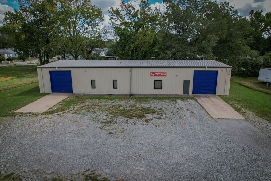 62 Industrial Park Cir, Benton, AR for lease - Building Photo - Image 3 of 10