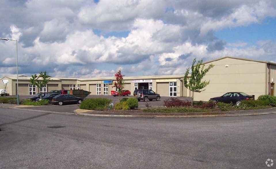 Cory Way, Westbury for sale - Primary Photo - Image 1 of 1