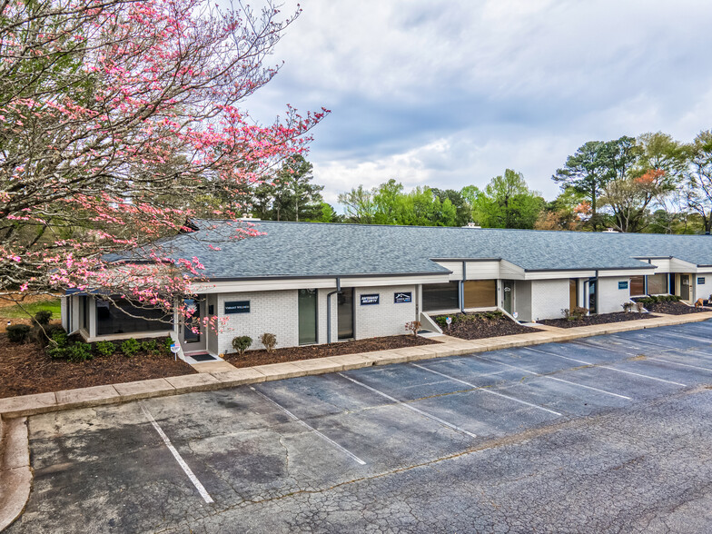 600 Houze Way, Roswell, GA for lease - Building Photo - Image 2 of 10