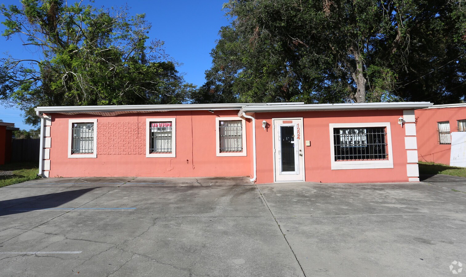 1224 N Pine Hills Rd, Orlando, FL 32808