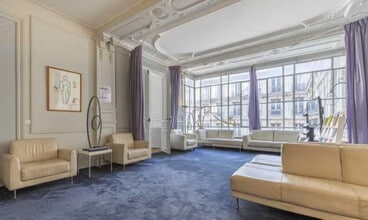 242 Rue De Rivoli, Paris for lease Interior Photo- Image 1 of 5