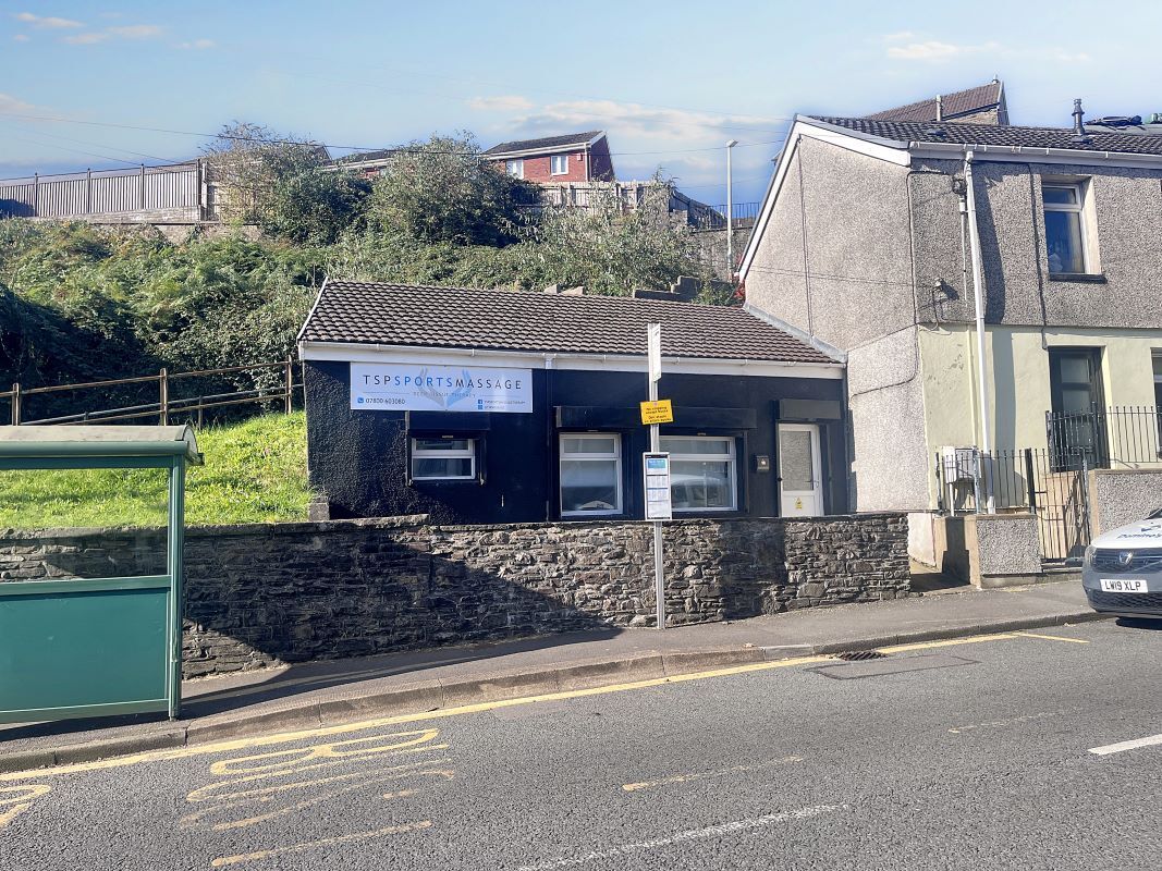 9B Aberrhondda Rd, Porth for sale Primary Photo- Image 1 of 1